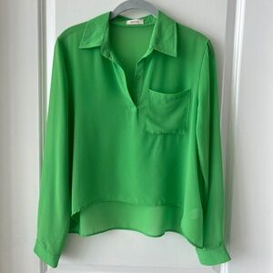 In Style Green Long Sleeve Blouse Women’s M